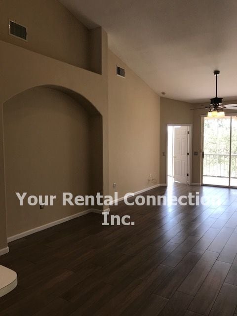 Building Photo - Grasslands Condo