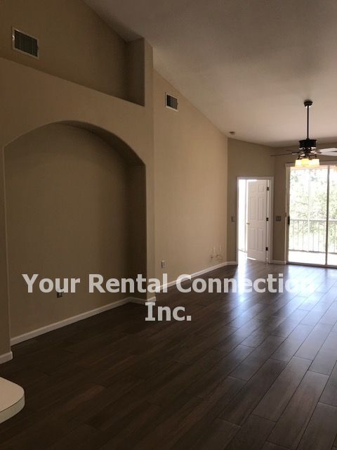 Foto del edificio - Grasslands Condo