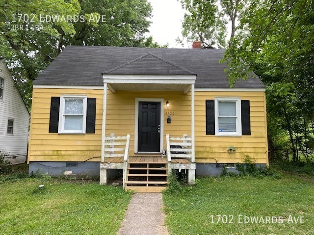 Foto principal - Updated 3 bed 1 bath home in Southside