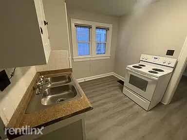 Foto del edificio - 2 br, 1 bath House - 1221 N. Oxford St.