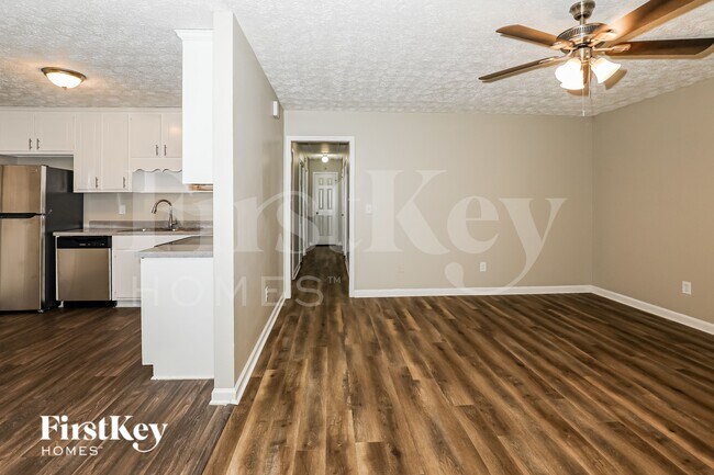 Foto del edificio - 161 Caldwell Dr