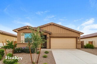 Building Photo - 17756 W Robin Ln