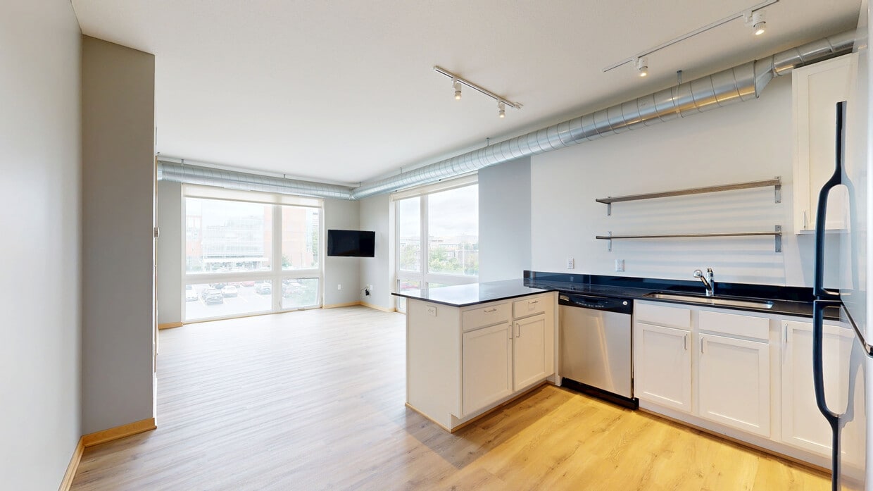 Photo - Solhaus Apartments & Tower