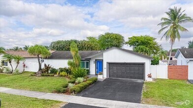 Building Photo - 5804 SW 116th Ave