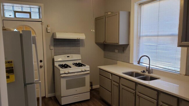 Foto del edificio - 7112 S King Dr