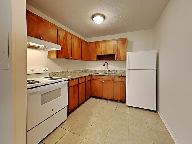 Foto del edificio - 441 Harding Pl