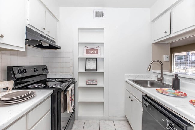 Foto del edificio - Woods of Spring Grove Apartments
