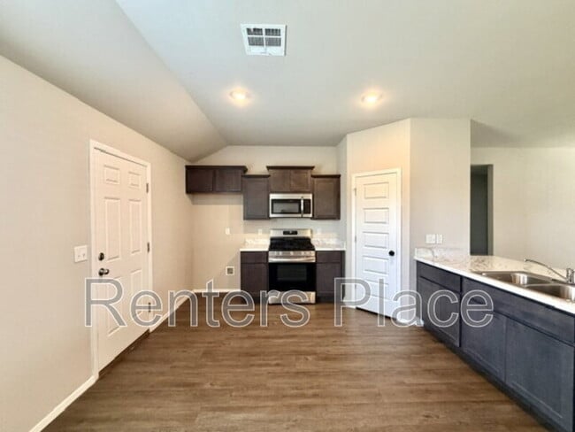 Foto del edificio - 8323 E 162nd Pl S