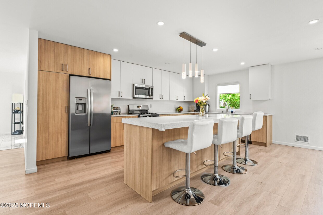 Foto principal - 14 Darien Dr