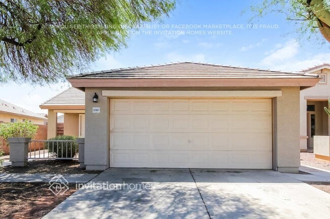 Building Photo - 10967 W Elm Ln