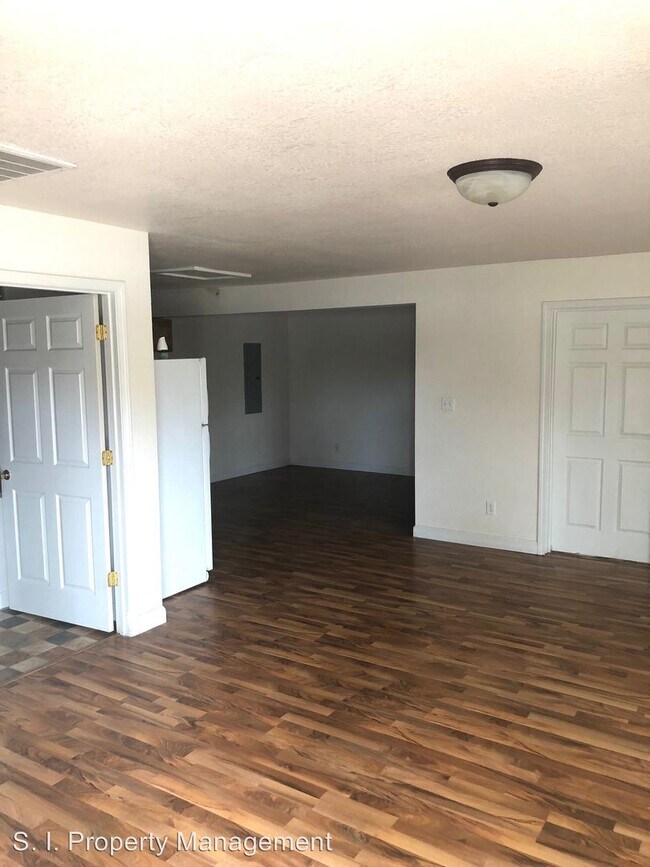 Foto del edificio - 2 br, 1 bath Apartment - 2047 US Hwy 51