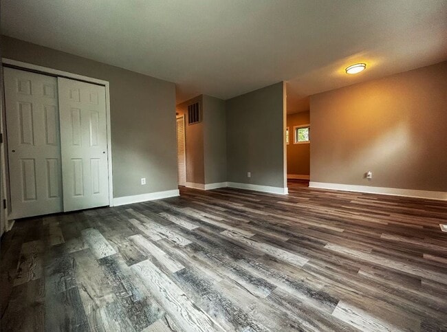 Foto del edificio - 2424 Marshalltown Dr