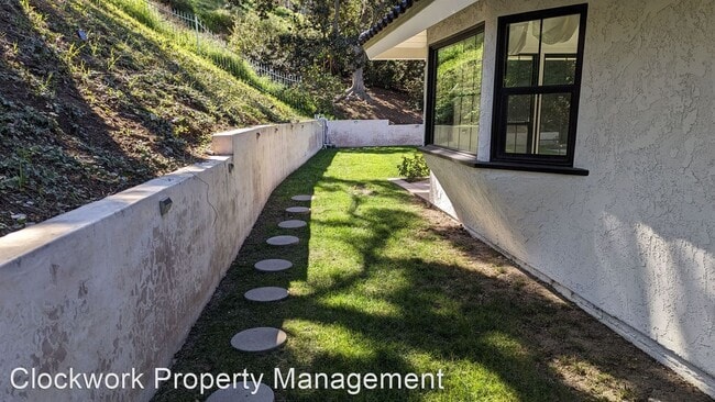 Building Photo - 4 br, 2 bath House - 16416 Valley Springs Rd