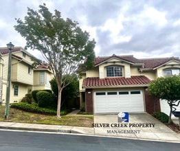 Building Photo - 21072 Greenwood Cir