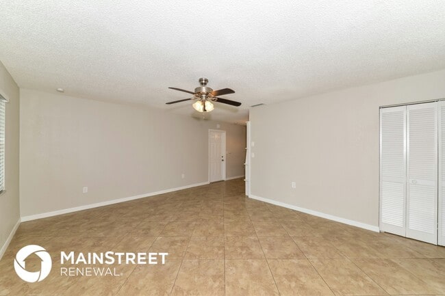 Foto del edificio - 893 Riviera Ln NW