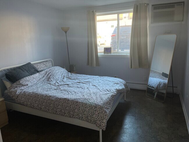 Foto del edificio - 10473 Dearlove Rd