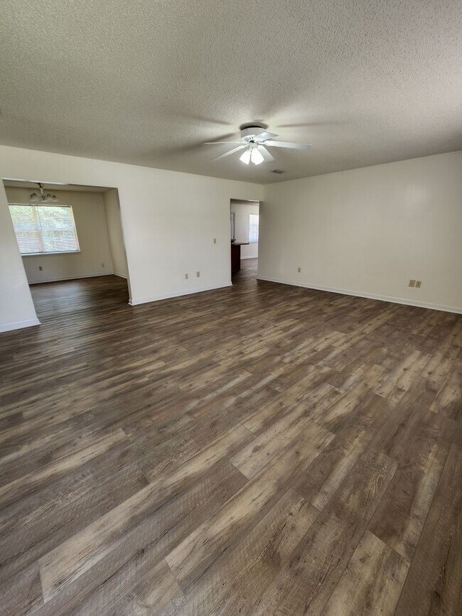 Foto del edificio - Brookside Subdivision