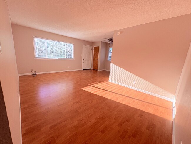 Building Photo - 5154 Connecticut Dr