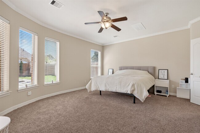 Foto del edificio - 4311 Red Oak Grove Ct