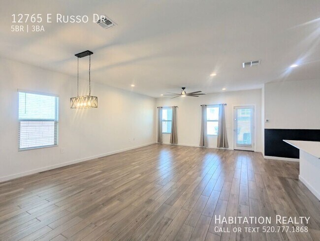 Building Photo - 12765 E Russo Dr