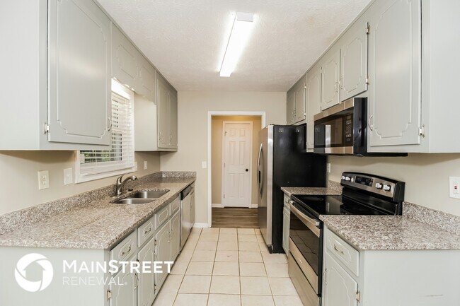 Foto del edificio - 5824 Stonehaven Dr NW