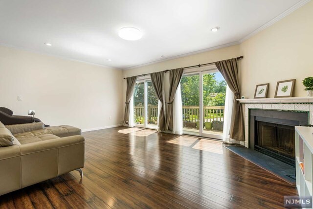 Foto del edificio - 60 Canterbury Ln