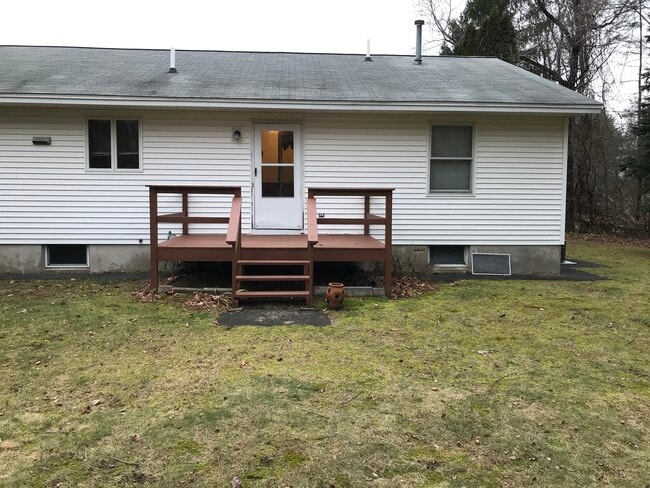 Building Photo - 84A Woodin Rd