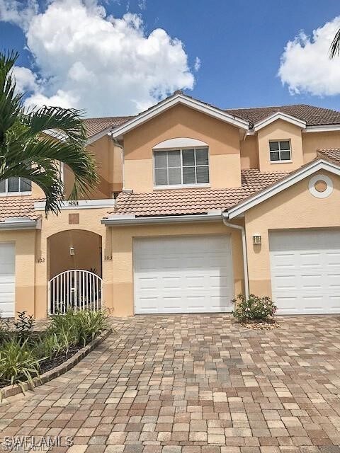 Foto principal - 28630 Carriage Home Dr