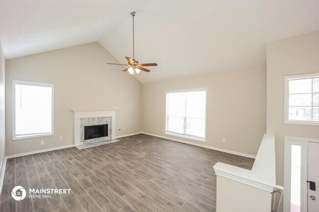 Foto del edificio - 1463 STONEWOOD CT, HAMPTON, GA 30228
