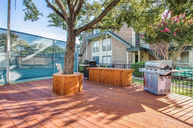 Foto del edificio - 5981 Arapaho Rd