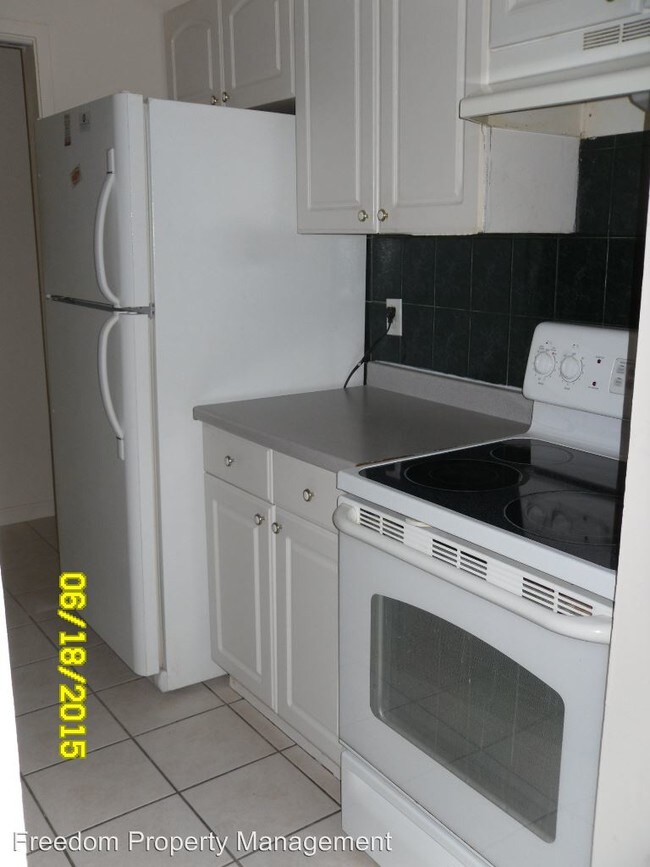 Foto del edificio - 7593 Gales Ct