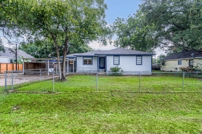 Building Photo - 503 Carrell St