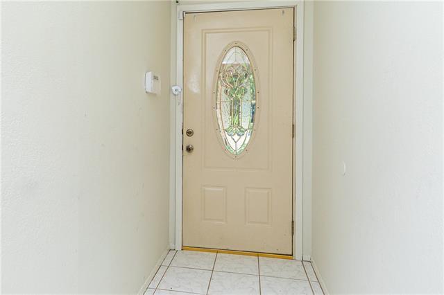 Building Photo - 6929 Briardale Dr