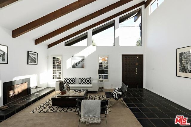 Foto del edificio - 1708 Kilbourn St