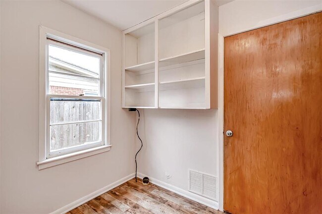 Foto del edificio - 415 Hillcrest Ave