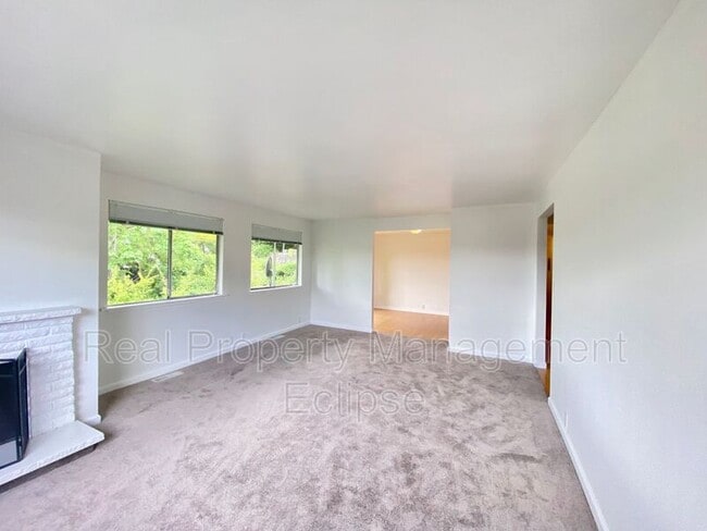 Building Photo - 4051 Letitia Ave S