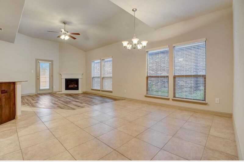 Building Photo - 6911 Nava