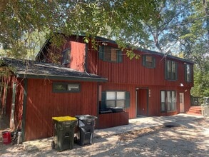 Building Photo - 302 Somerset