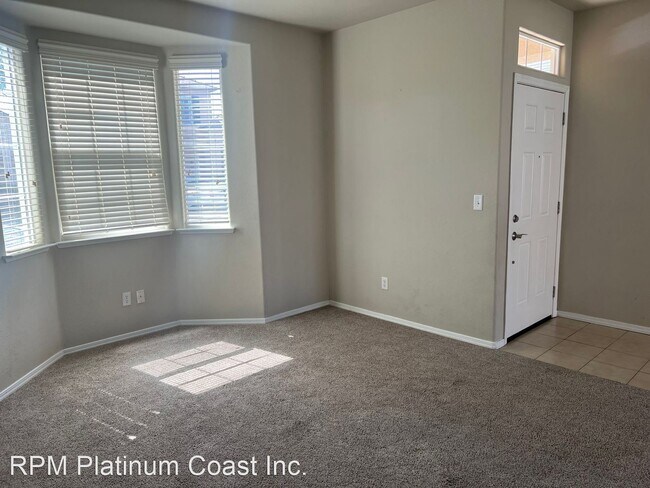 Foto del edificio - 4 br, 2.5 bath House - 649 W Fontaine Ln