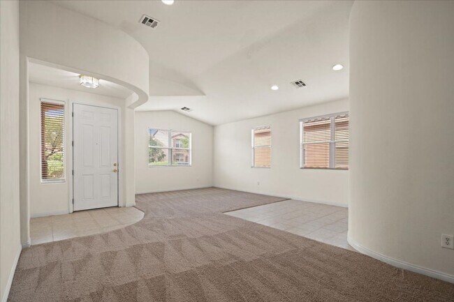Building Photo - 9618 Rolling Thunder Ave