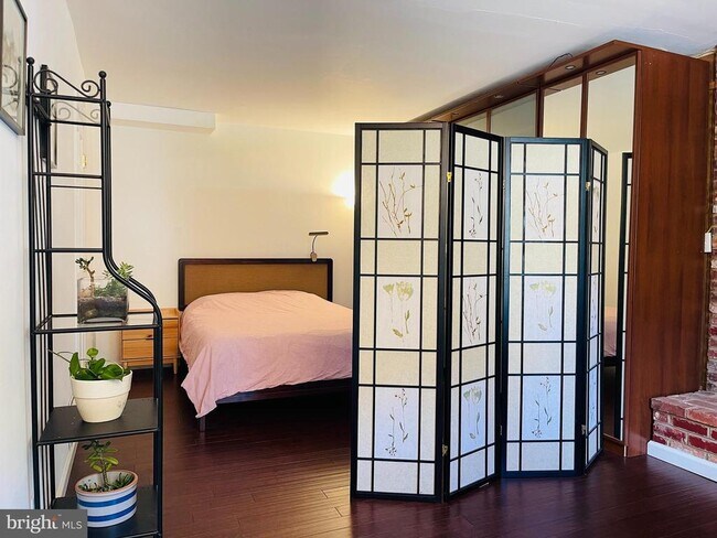 Foto del edificio - 928 Venice Dr