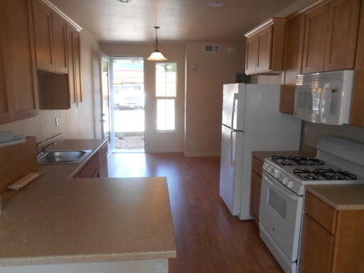 Building Photo - 2329 Chanate Rd