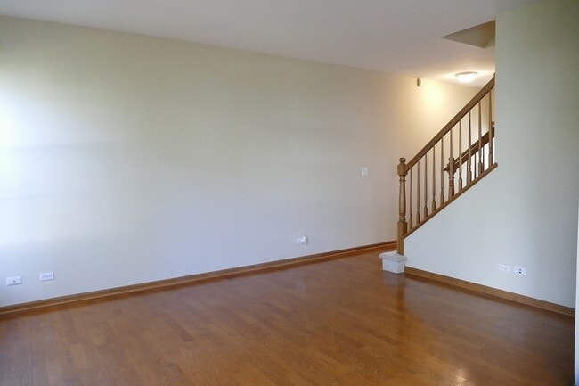 Building Photo - 1911 Golden Gate Ln