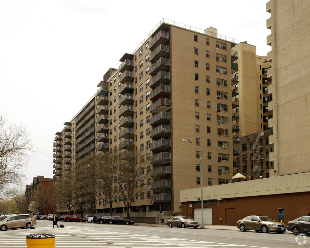 Building Photo - 50 West 97th Street