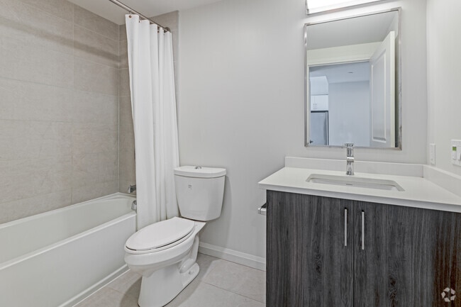 Stirling 1BR + Den, 1BA - 520SF - Bathroom - The Scott