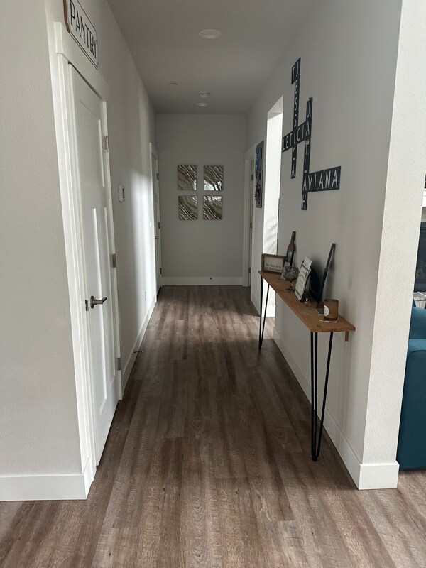 Foto del edificio - 7645 Deschutes Heights Ct SE