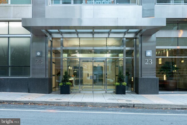 Foto del edificio - 23 S 23rd St