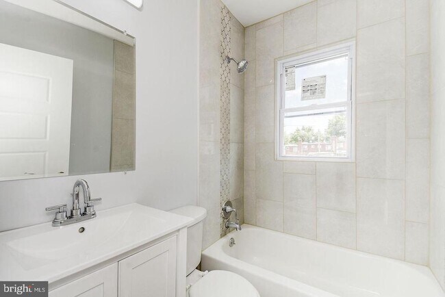 Building Photo - 1510 Howard Rd SE