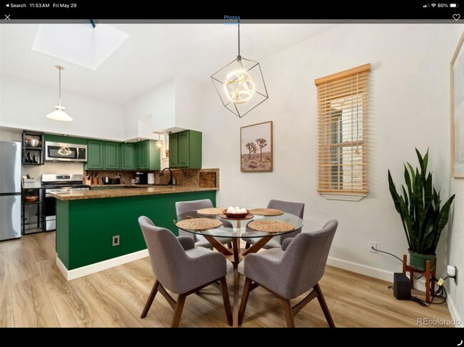 cocina comedor - 2421 Tremont Pl