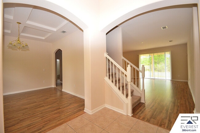 Building Photo - 40 Persimmon Dr